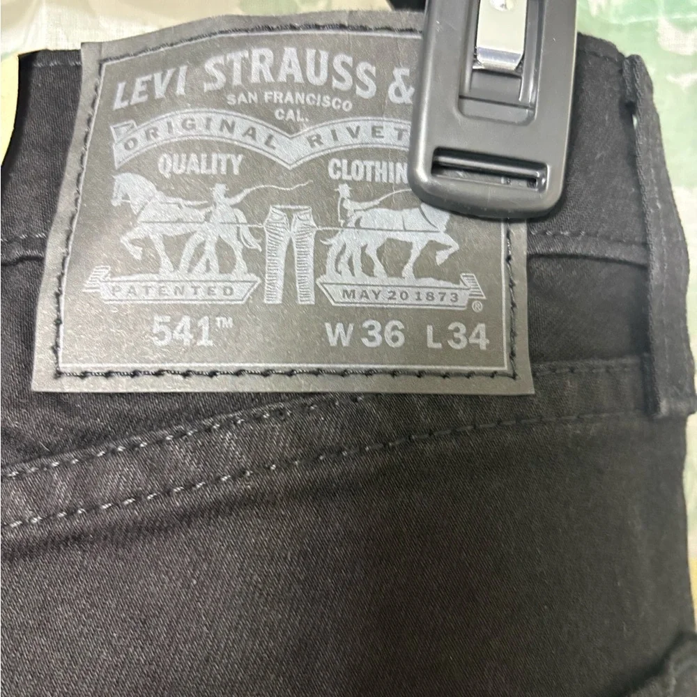 Levi's Mens 504 Taper Fit Black Jeans 36 x 34 NWT